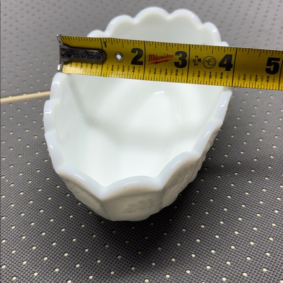 Vintage Westmoreland Paneled Grape Milk Glass Oval Nut Bowl Marked - Picture 8 of 8